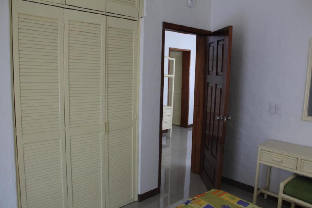 Manzanillo Pied A Terre Hotel Eksteriør billede